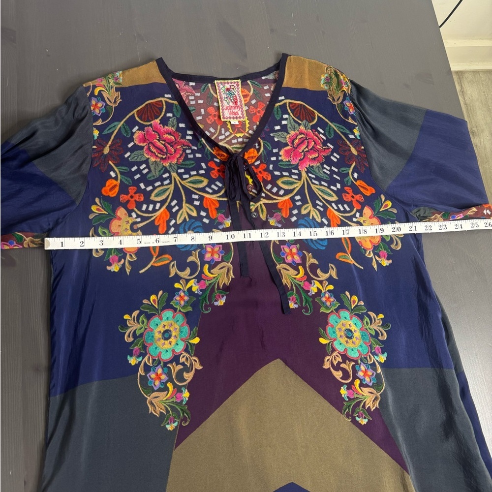 JOHNNY WAS Ludios Tie Front Tunic Top - Picture 6 of 8